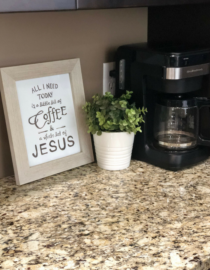 How to Maintain Clutter-Free Countertops How to Maintain Clutter-Free Countertops