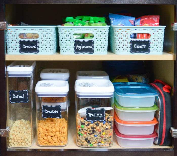 A lunch packing station can help your mornings go more smoothly when the back to school rush begins. Learn how you can set one up in your kitchen too!