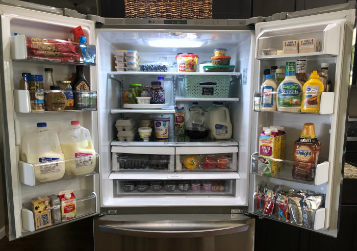 https://www.thesimplyorganizedhome.com/wp-content/uploads/2018/08/refrigerator-organization-5.jpg