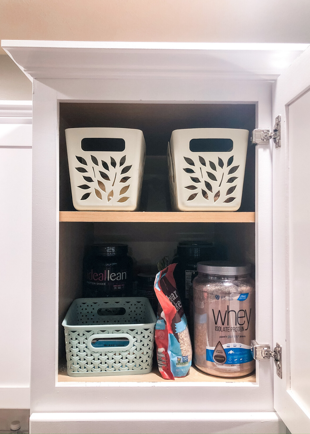 Organizing A Skinny Pantry Cabinet | Tall, Narrow Pantry Cabinet Organization Ideas
